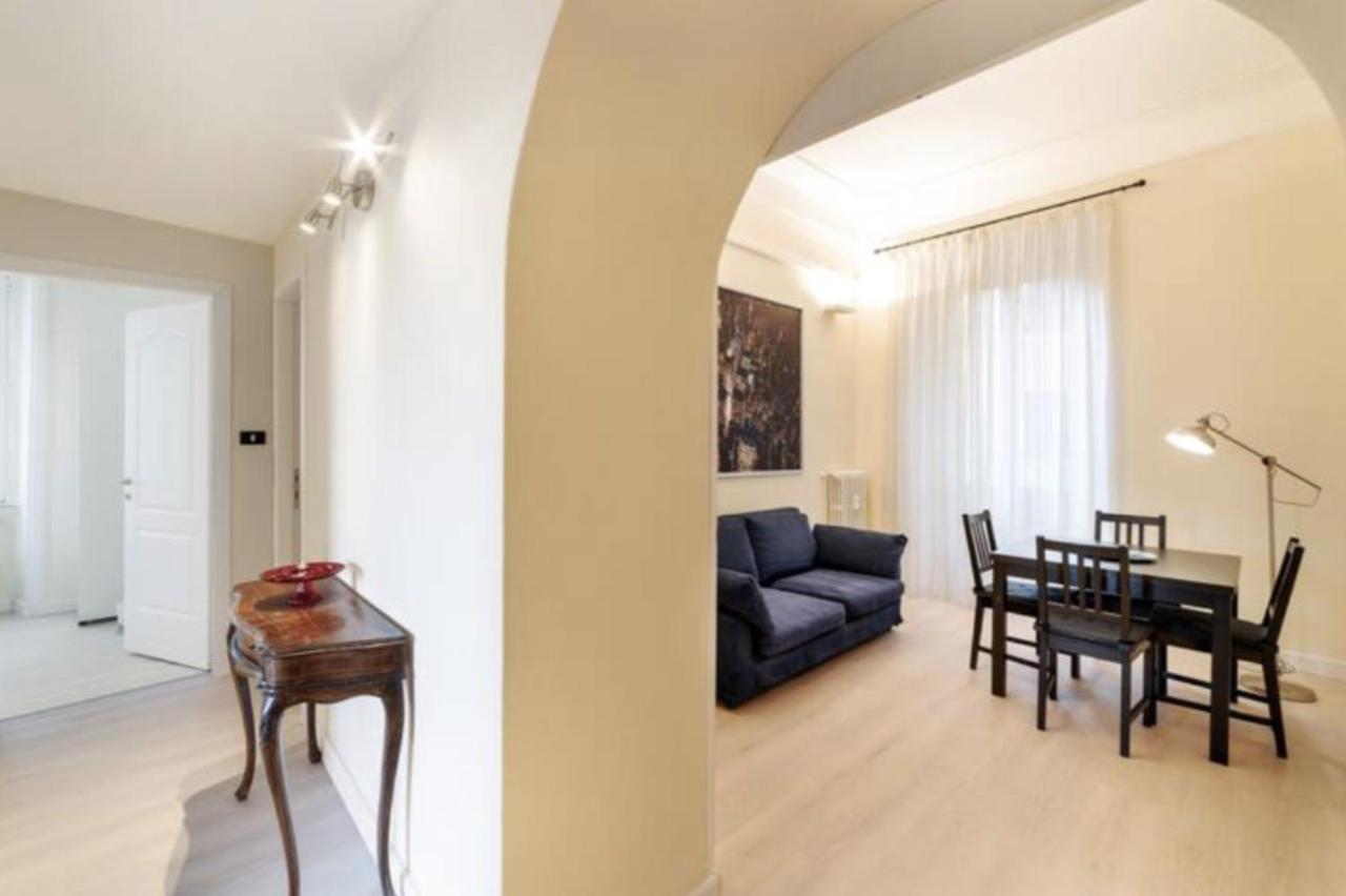 Sunny Flat In Elegant Building Close To Colosseum Roma Exterior foto